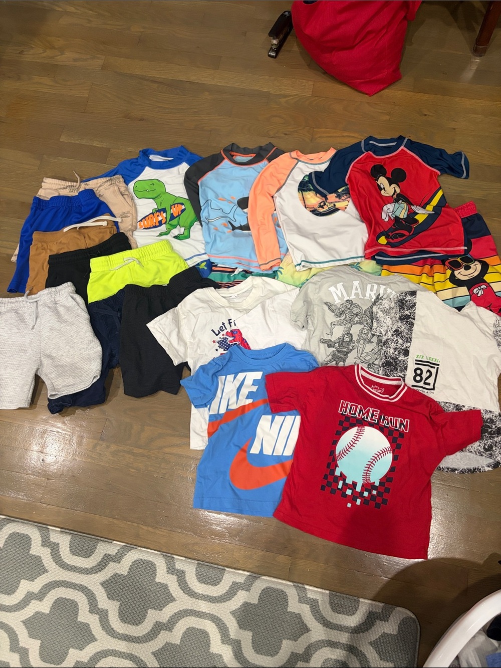22 pc mixed lot - 4T/5T spring/summer guc